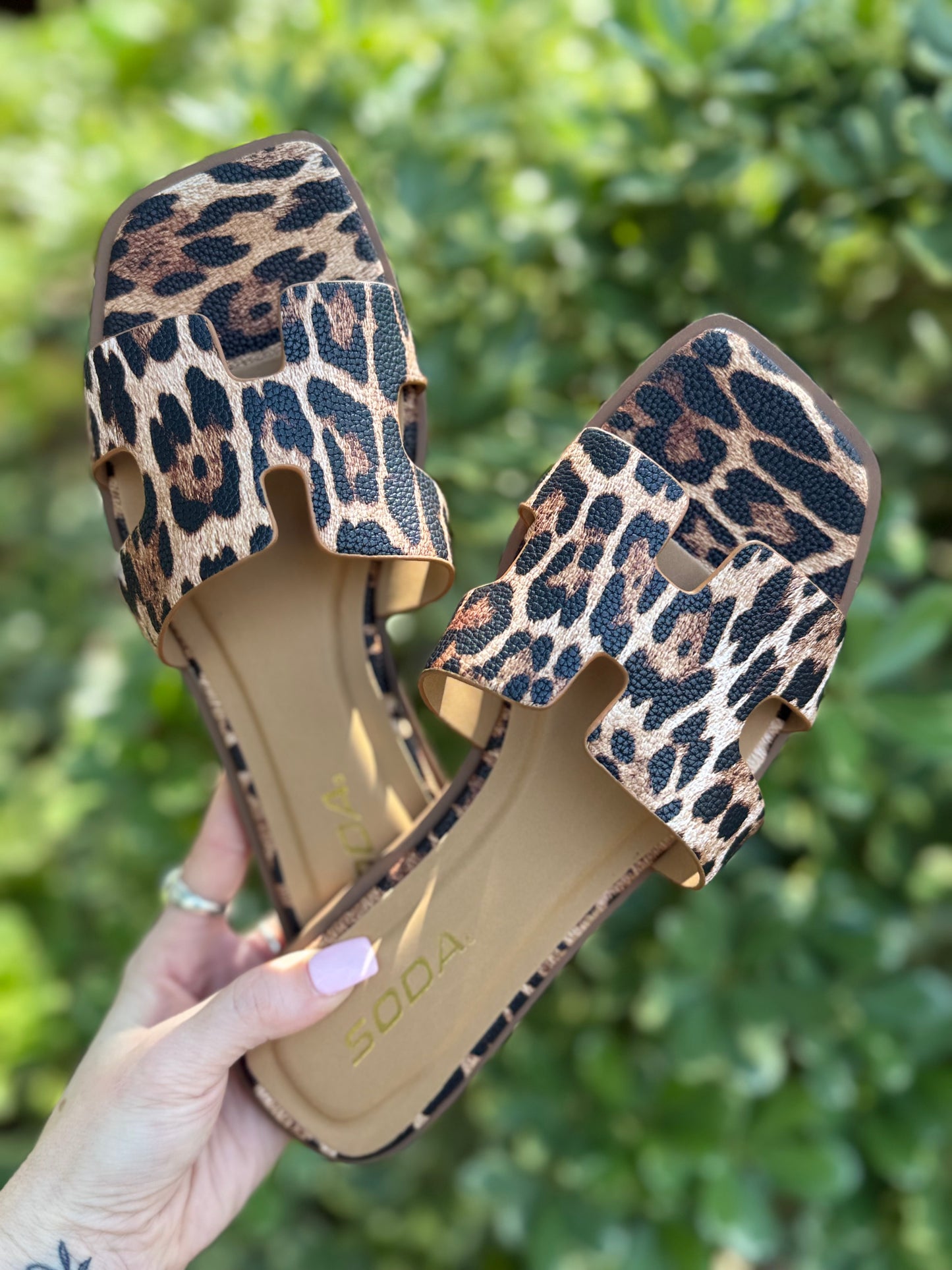 The Savannah Slip On - Leopard