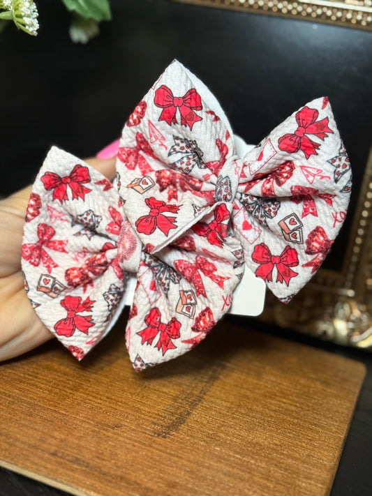 Valentine Vibe - Piggies