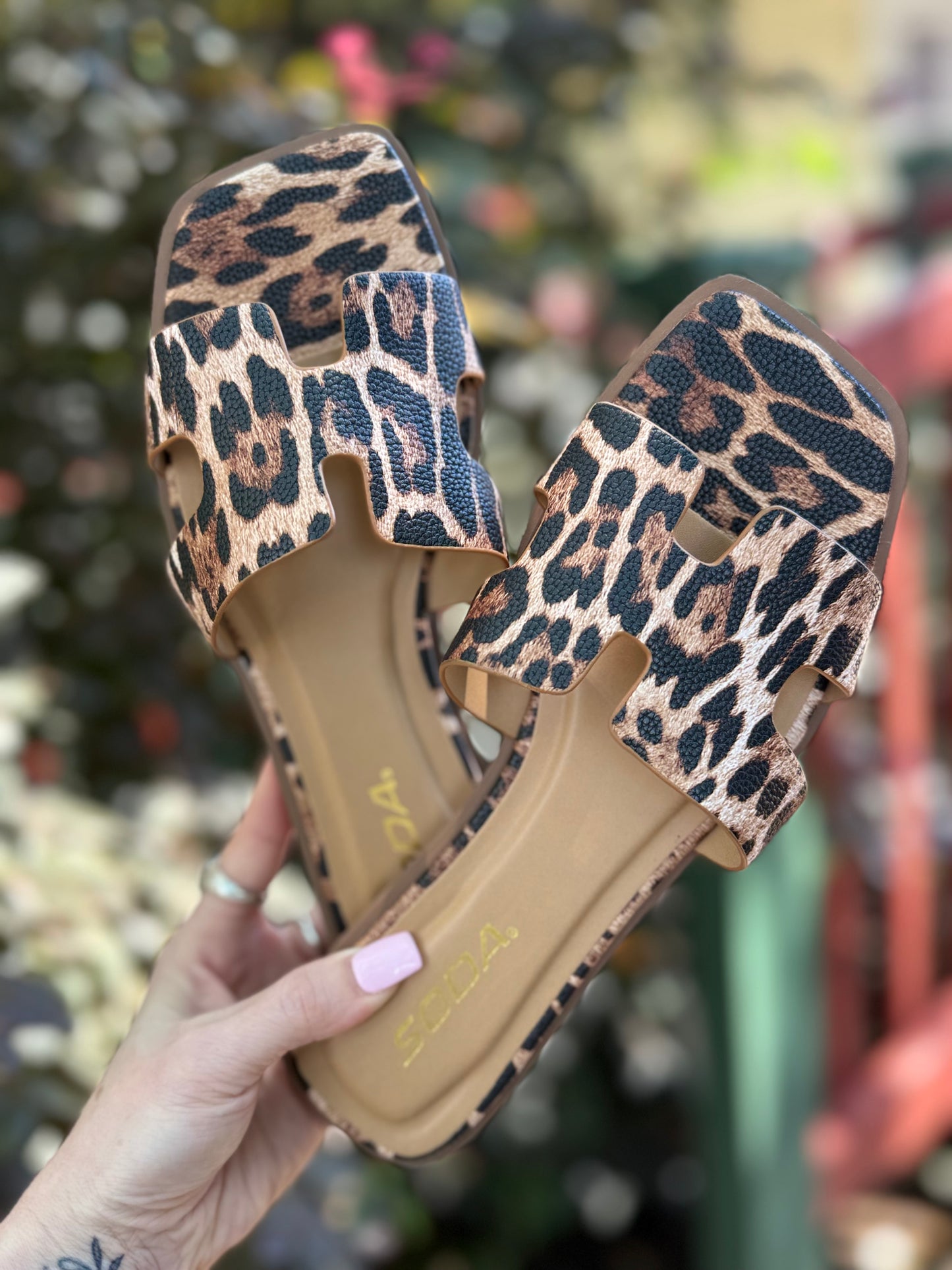 The Savannah Slip On - Leopard