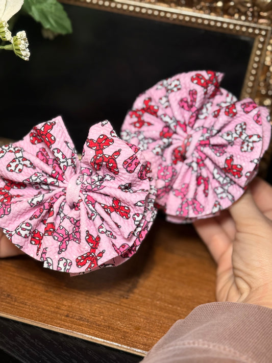 Valentine Balloon Dog - Shredded Piggies