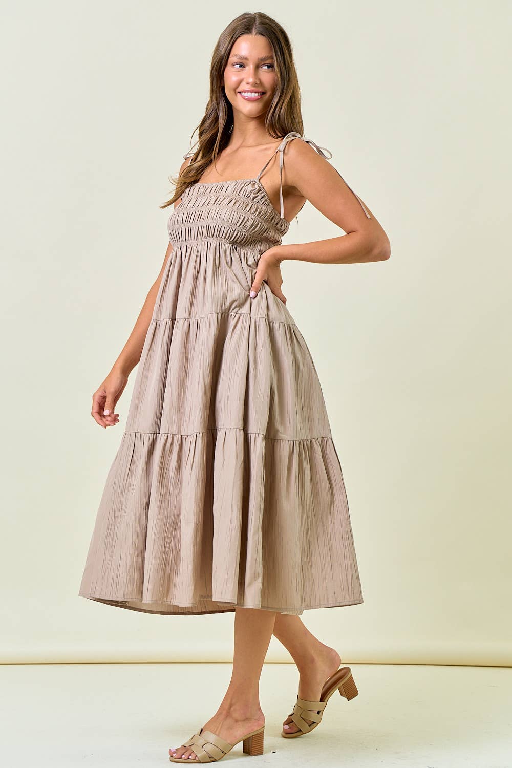 Crinkle Textured Tiered Midi Dress