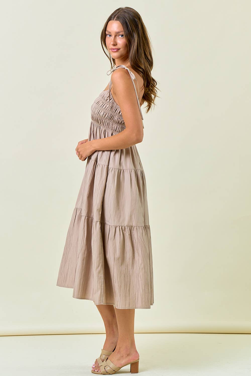 Crinkle Textured Tiered Midi Dress